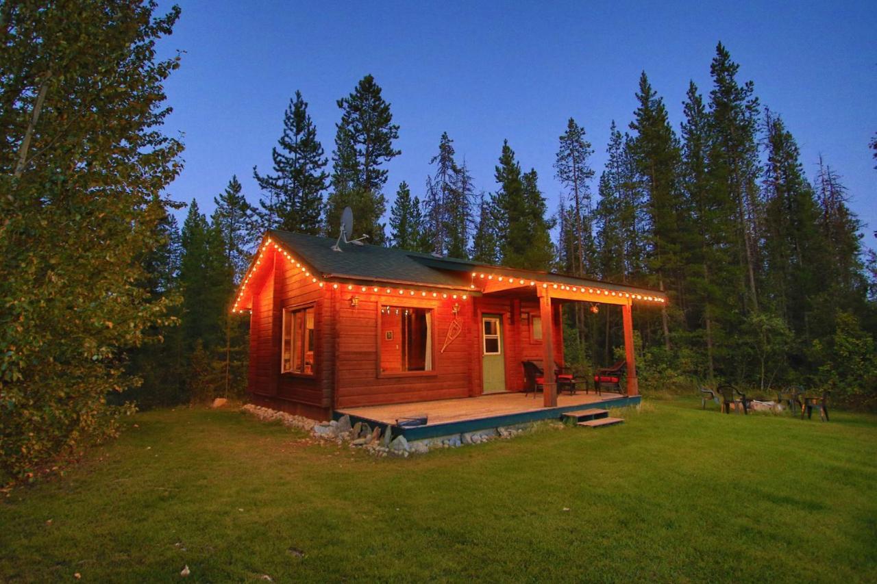 Mica Mountain Lodge & Log Cabins Tete Jaune Cache Bagian luar foto
